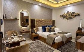 Hotel Nysha Inn Near Delhi Igi Airport - Free Pickup & Drop